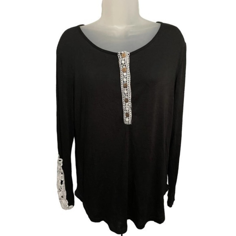 Amaryllis Women's Black With White Lace Accents Long Sleeve Henley Top
